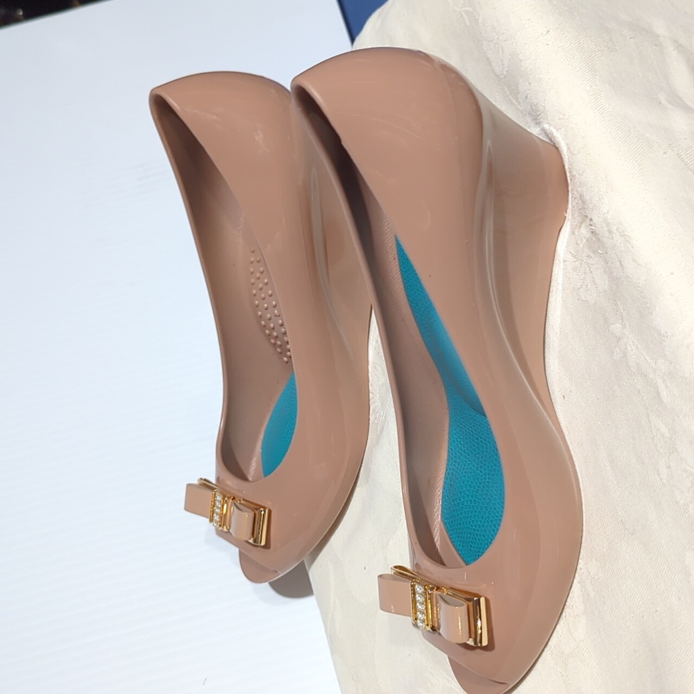 OkaB Shoes Sz 8 - Picture 3 of 9